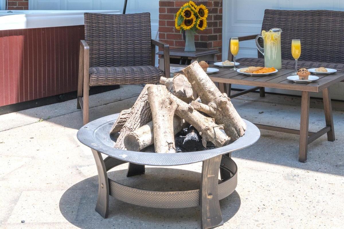 Hot Tub Wifi Pool Gym Firepit Arcade Villa Kernersville Kültér fotó