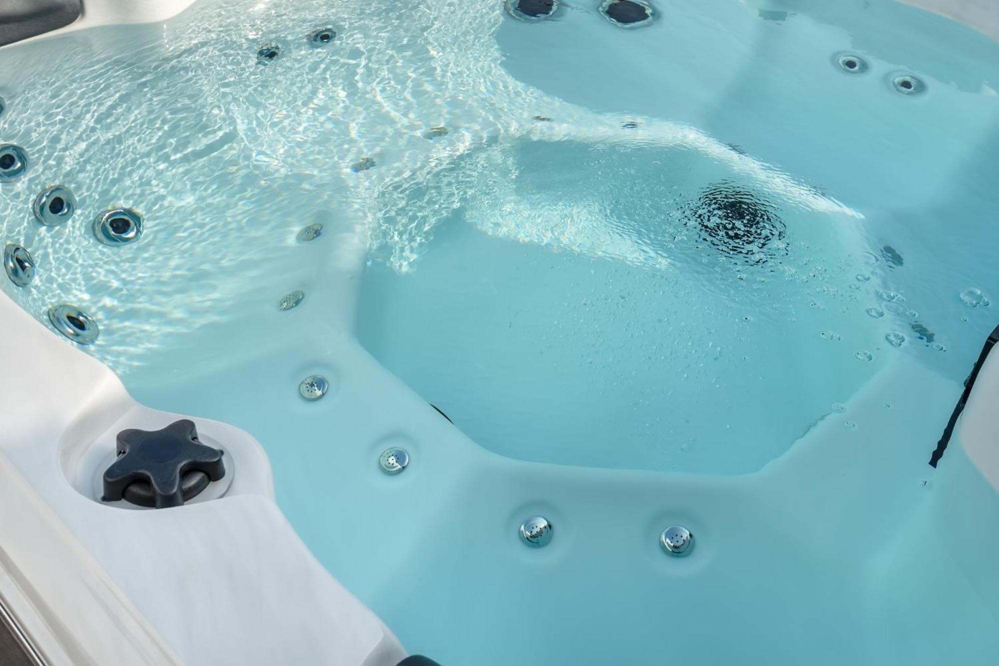 Hot Tub Wifi Pool Gym Firepit Arcade Villa Kernersville Kültér fotó